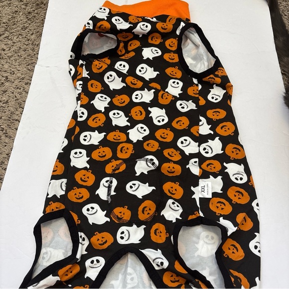 Halloween Dog Pet Costume pumpkins And Ghosts Size XXL NWOT - Picture 1 of 3